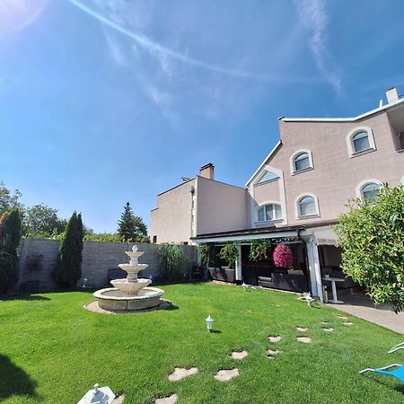 Meduza Wellness Spa S Ubytovanim 흘로호베츠 외부 사진