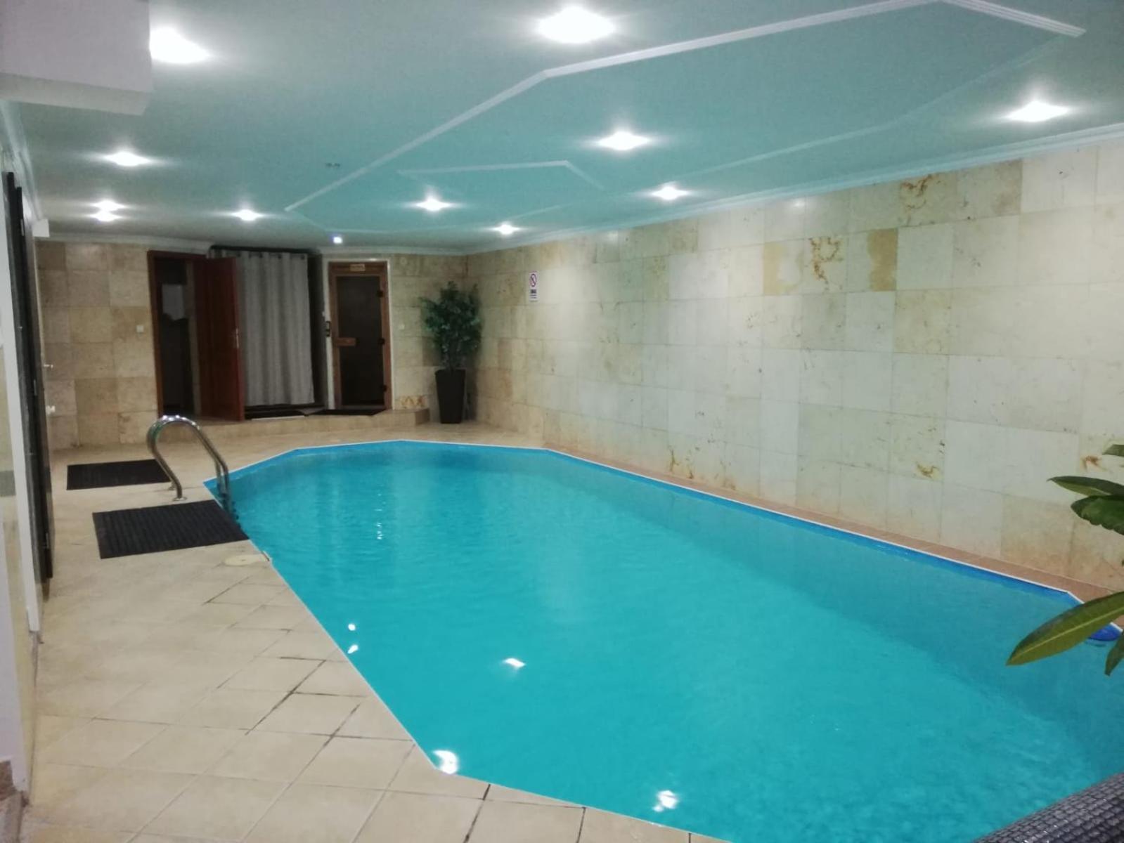 Meduza Wellness Spa S Ubytovanim 흘로호베츠 외부 사진