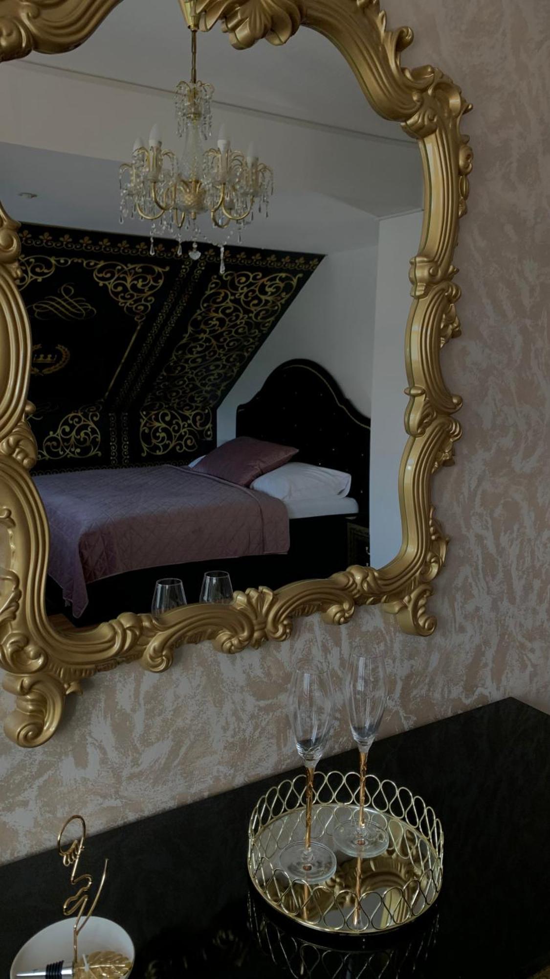 Meduza Wellness Spa S Ubytovanim 흘로호베츠 외부 사진