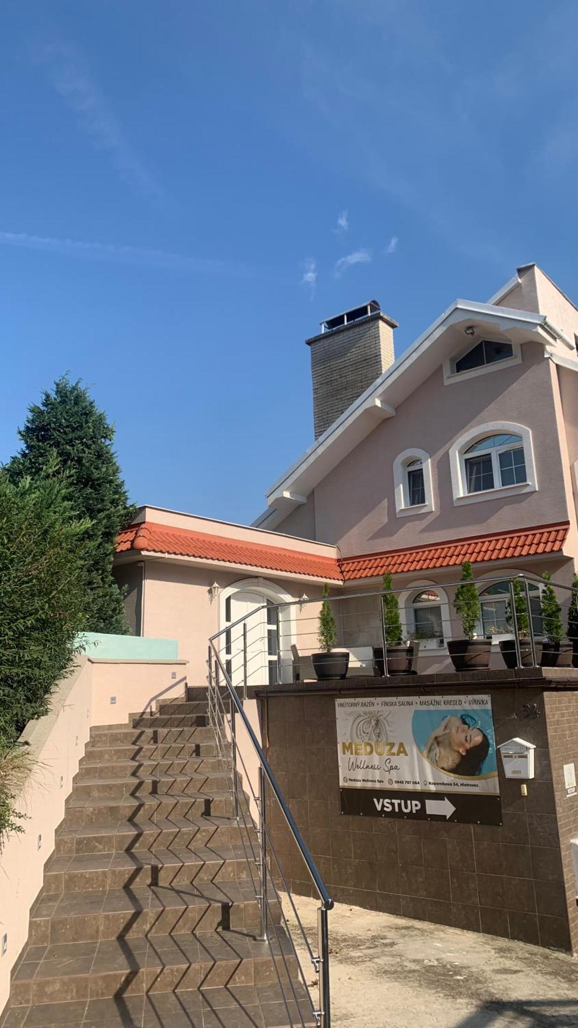 Meduza Wellness Spa S Ubytovanim 흘로호베츠 외부 사진