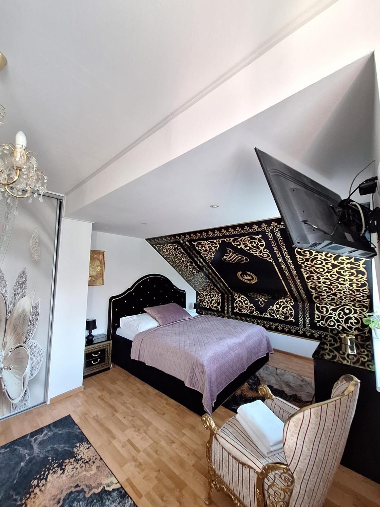 Meduza Wellness Spa S Ubytovanim 흘로호베츠 외부 사진